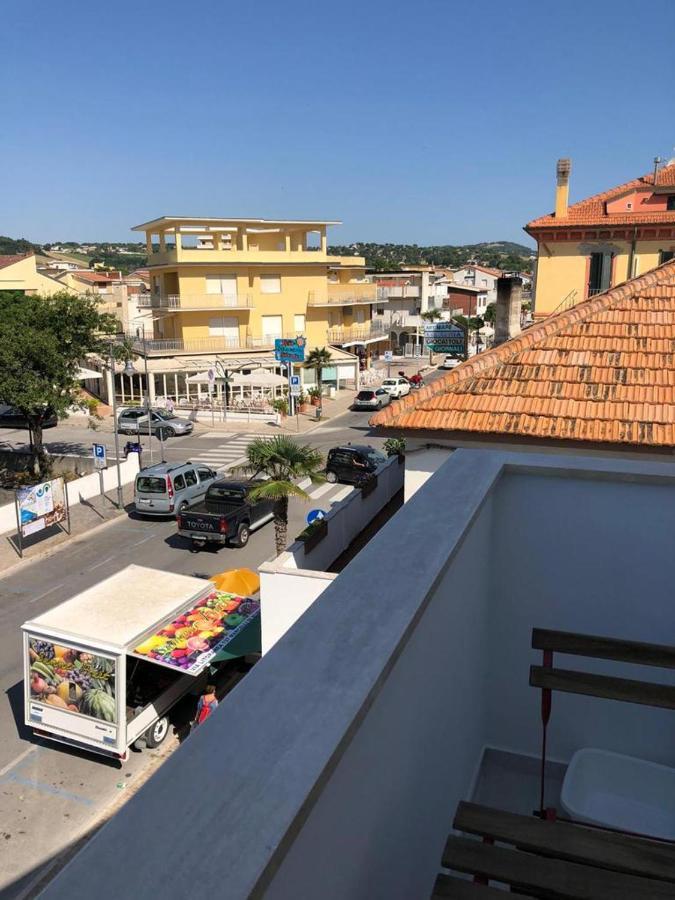 Apartament Rs305 - Marcelli, Nuovo Bilocale Fronte Mare Zewnętrze zdjęcie